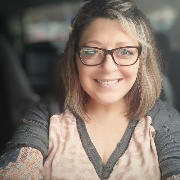 Meet your Posher, Kenya - Picture 4 of 5